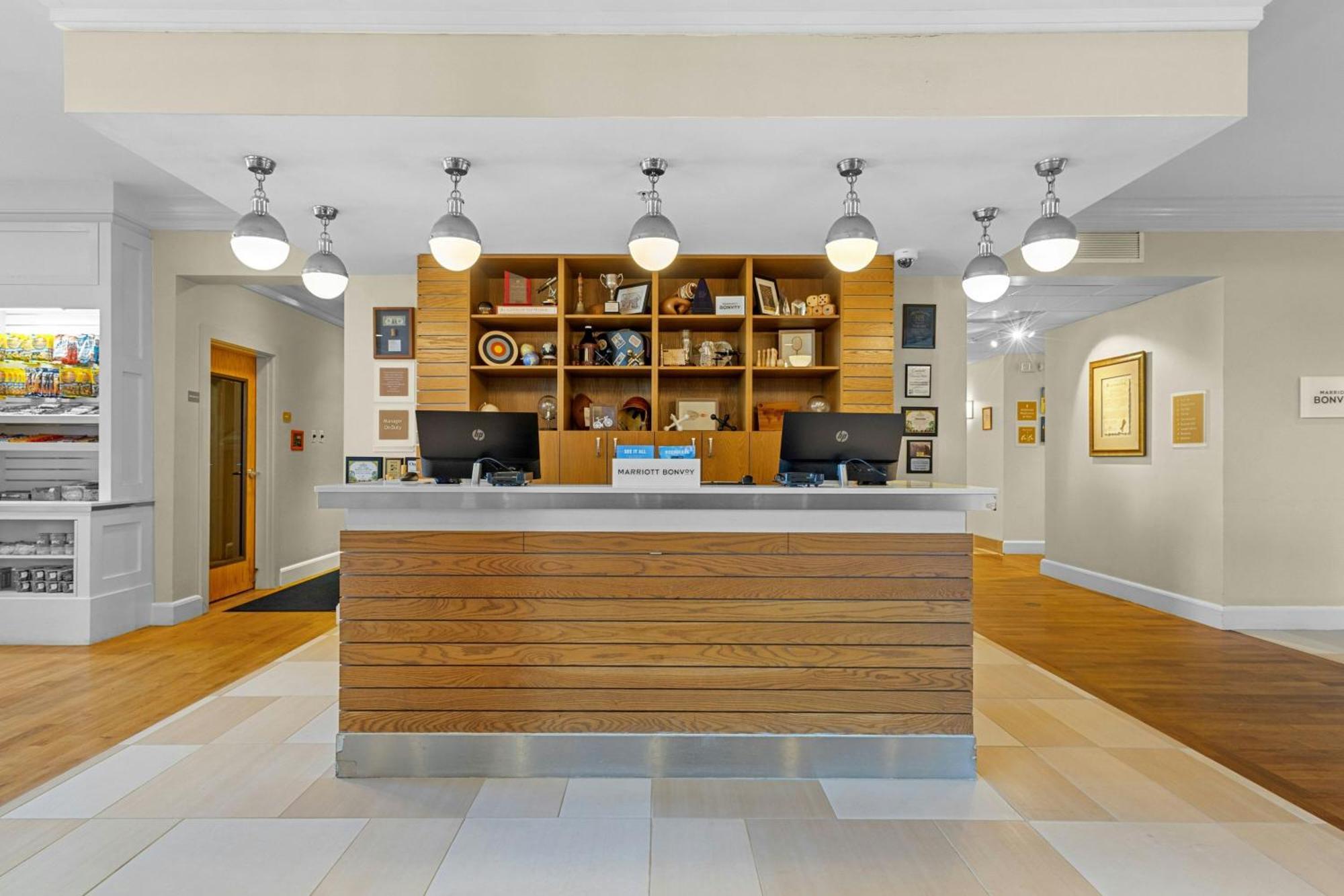Four Points By Sheraton Punta Gorda Harborside Esterno foto